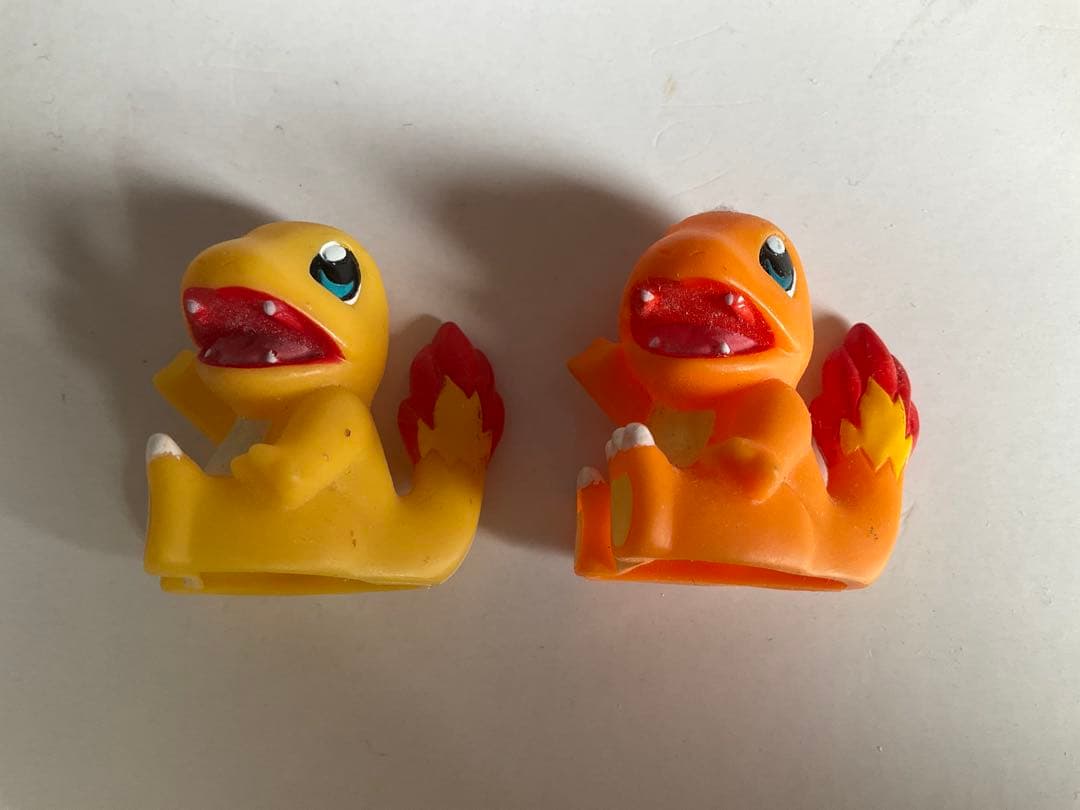 ポケモンキッズ　ヒトカゲ　色違い