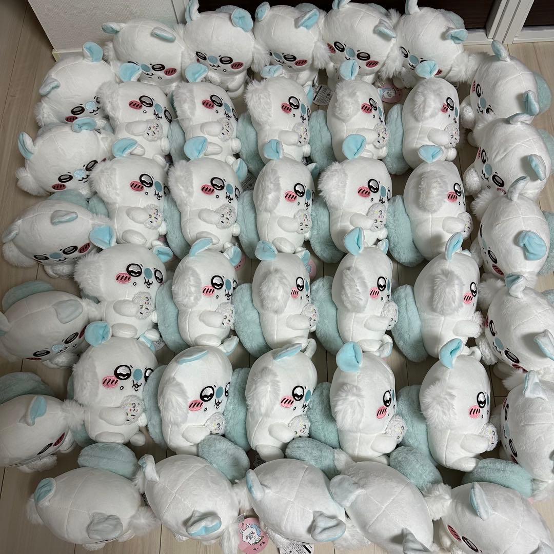 ちいかわ　モモンガもぐもぐぬいぐるみ　40個