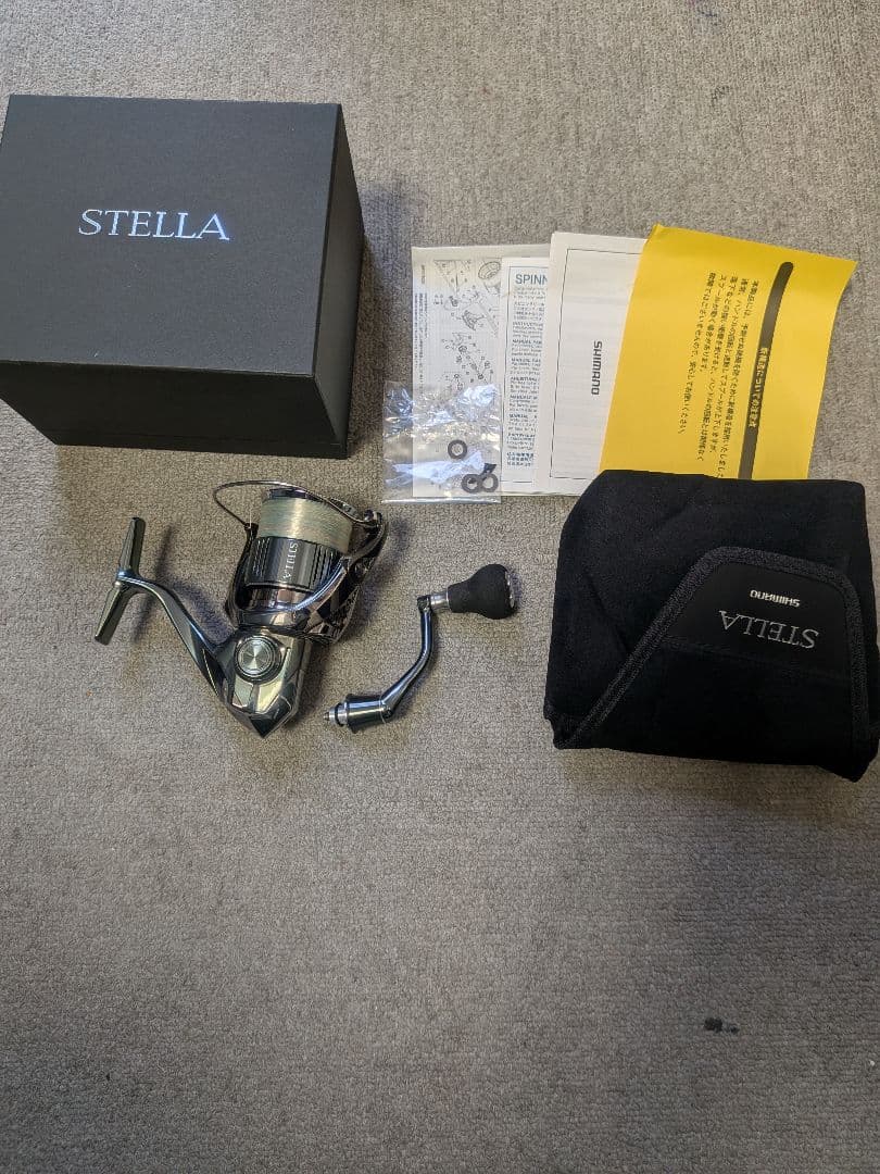 SHIMANO スピニングリール 22 ステラ　2500s