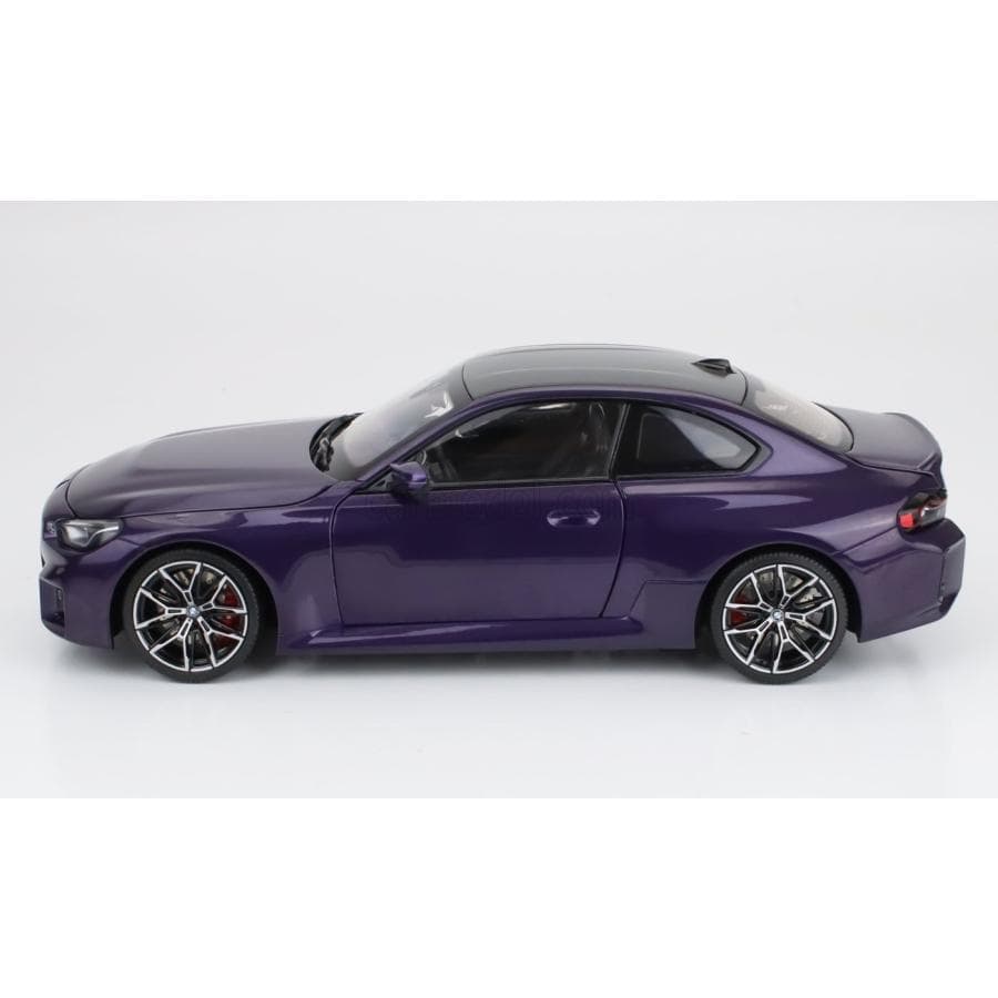 【新品】ミニカー 1/18  2シリーズ M2 (G87)　ミニチャンプス