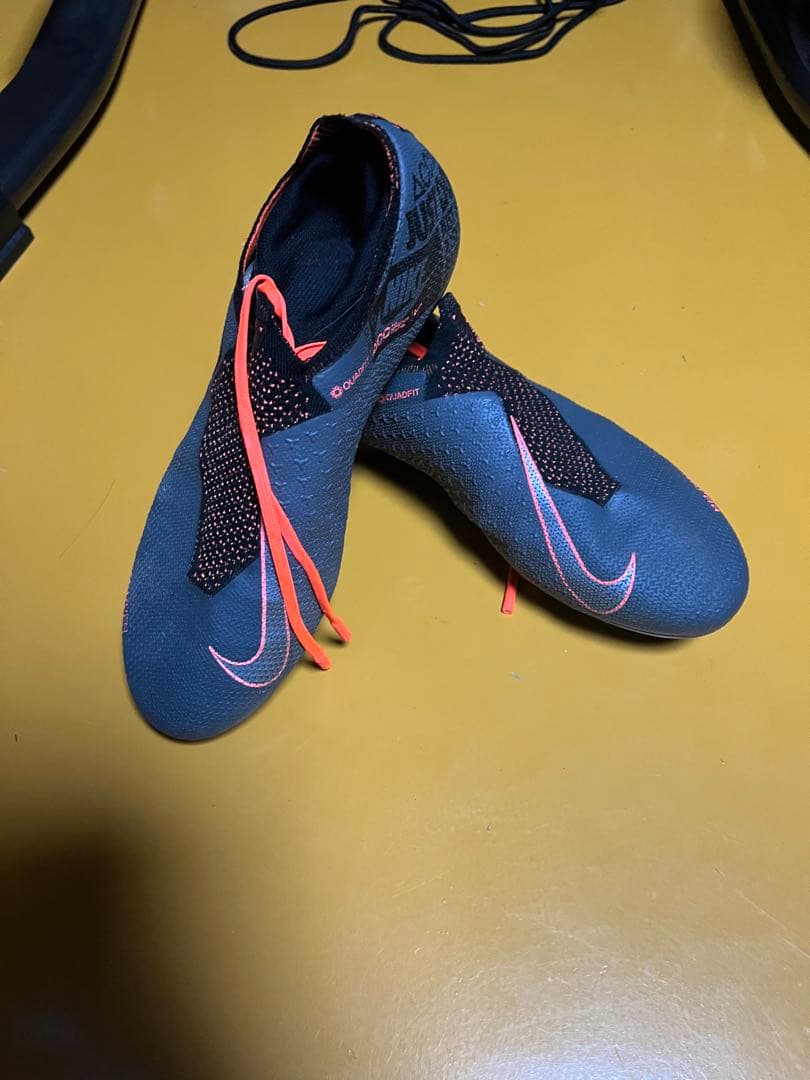 NIKE ファントムビジョン