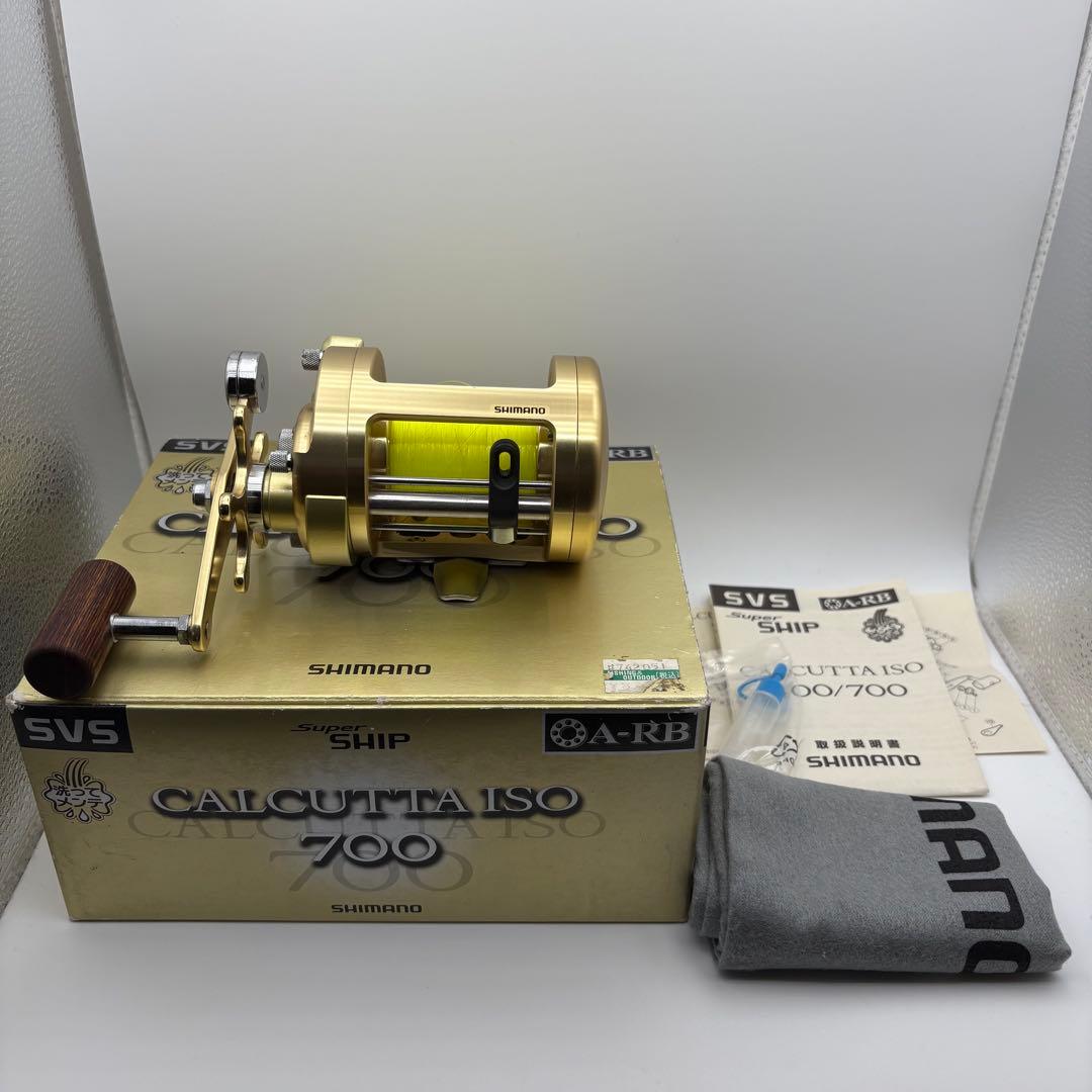 SHIMANO CALCUTTA ISO 700 シマノ カルカッタ リール