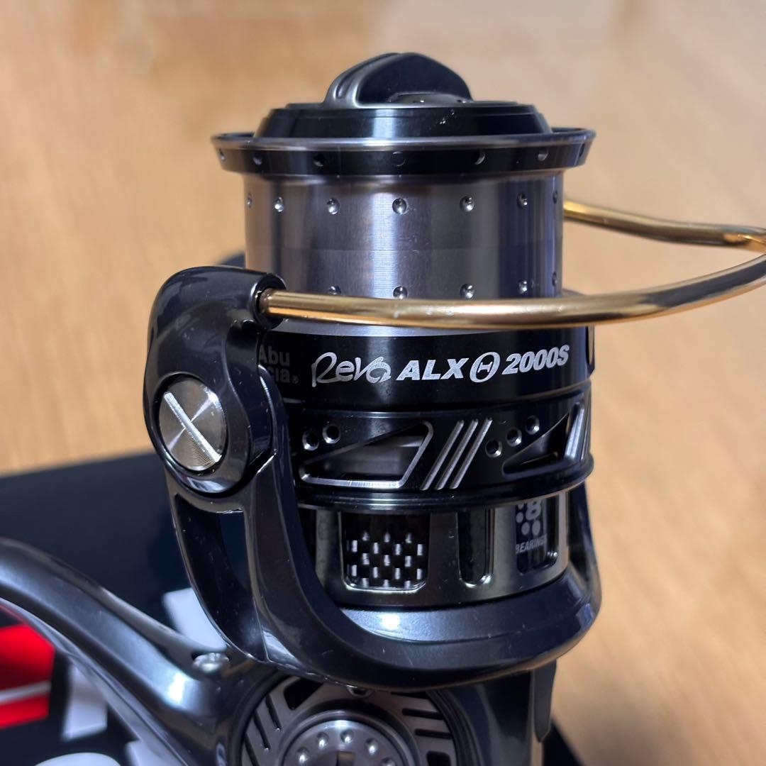 アブガルシア REVO レボ ALX シータ 2000S