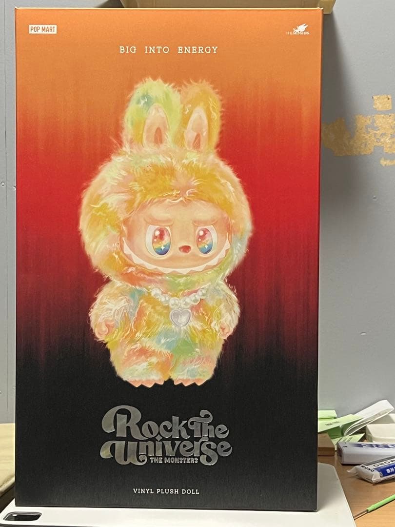 アイドル THE MONSTERS - Labubu Rock The Universe