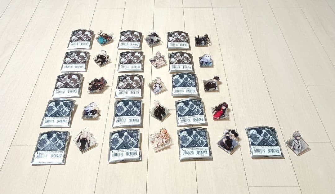 NieR　ニーア　アクリルバッジコレクション　16個セット
