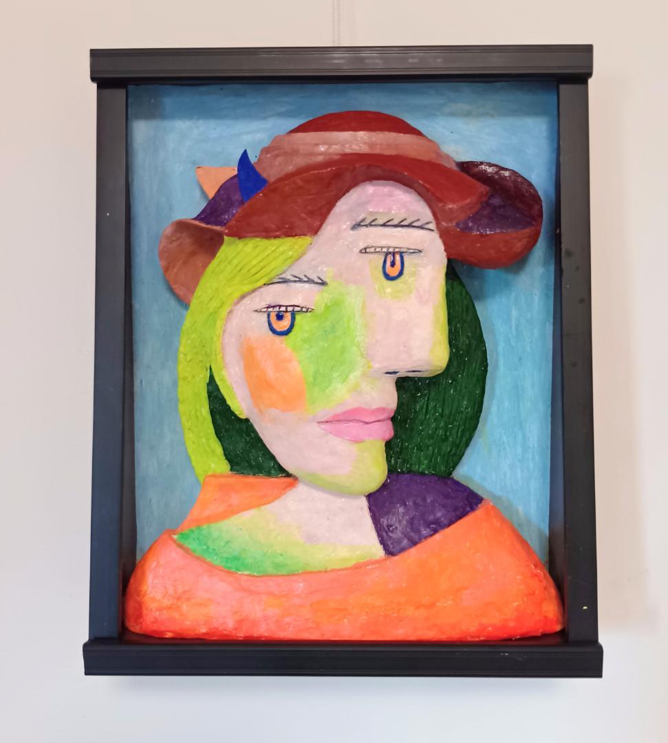「キュビスムの女の顔」（未来絵画）