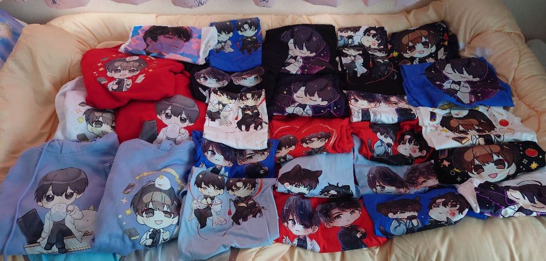 全知的な読者の視点から 全知讀者視角　パーカー＆Tシャツ　27枚組