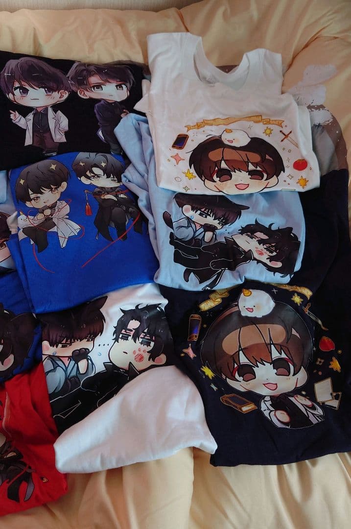 全知的な読者の視点から 全知讀者視角　パーカー＆Tシャツ　27枚組