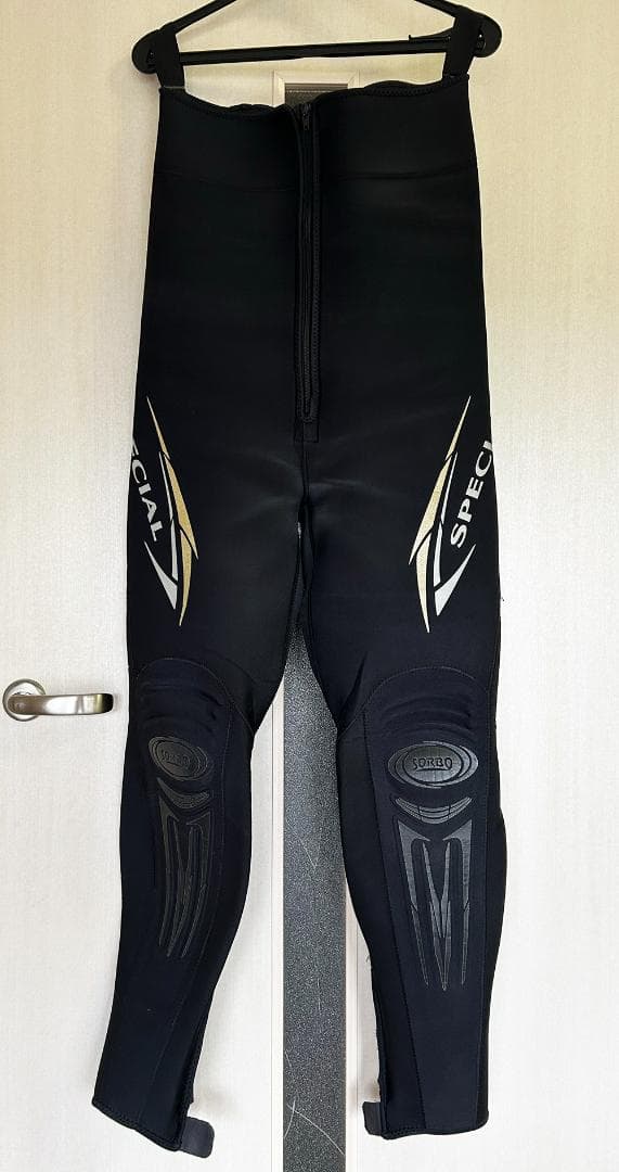 DAIWA. スペシャルタイツ　SP-4008W