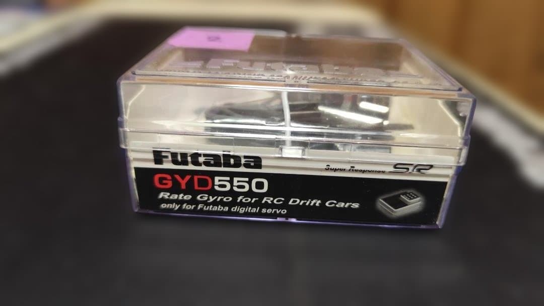 ②Futaba GYD550 ジャイロ