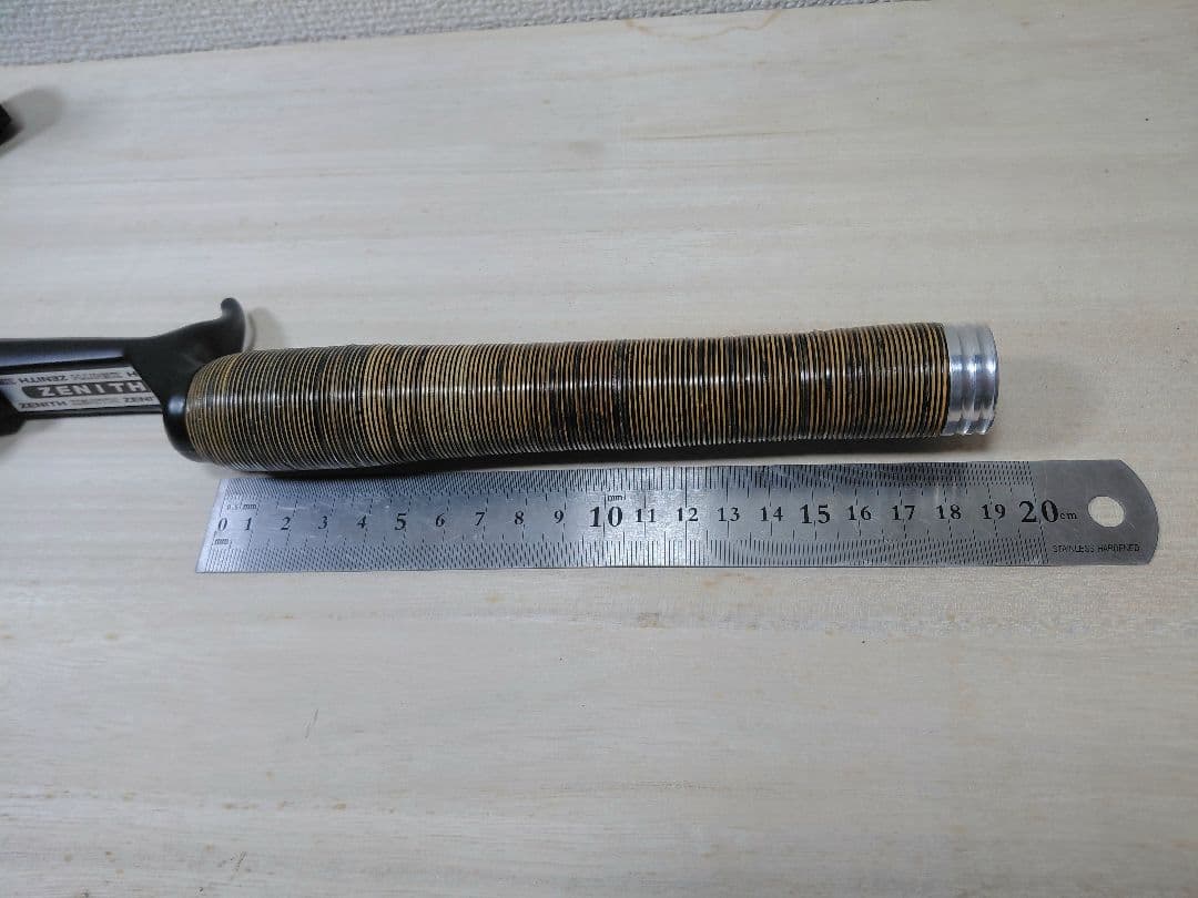 ゼニス 藤巻き セミダブルグリップ トップウォーター