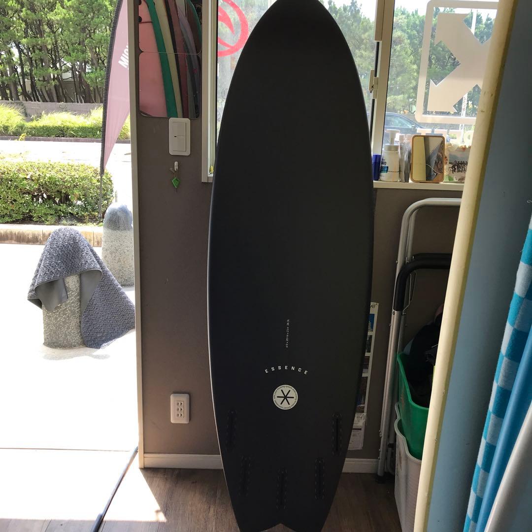 ESSENCE ブラック ショートボード6,0 カーボン　サーフボード