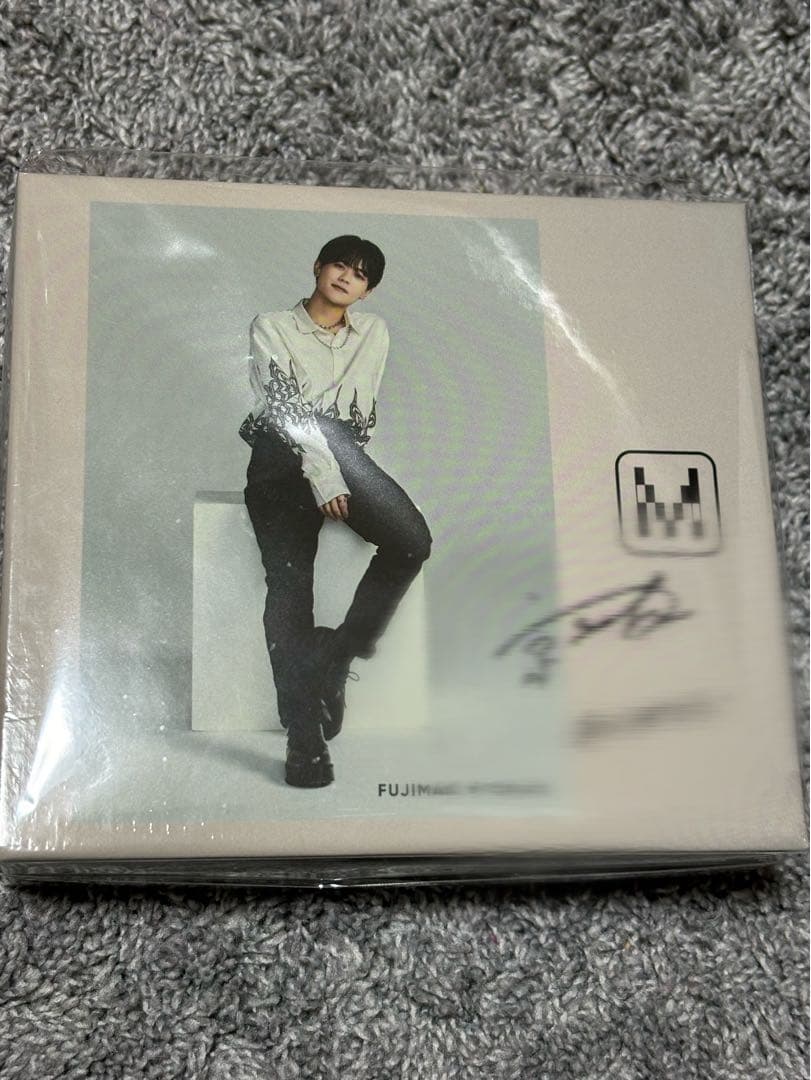 INI M 藤牧京介 サイン入りBOX