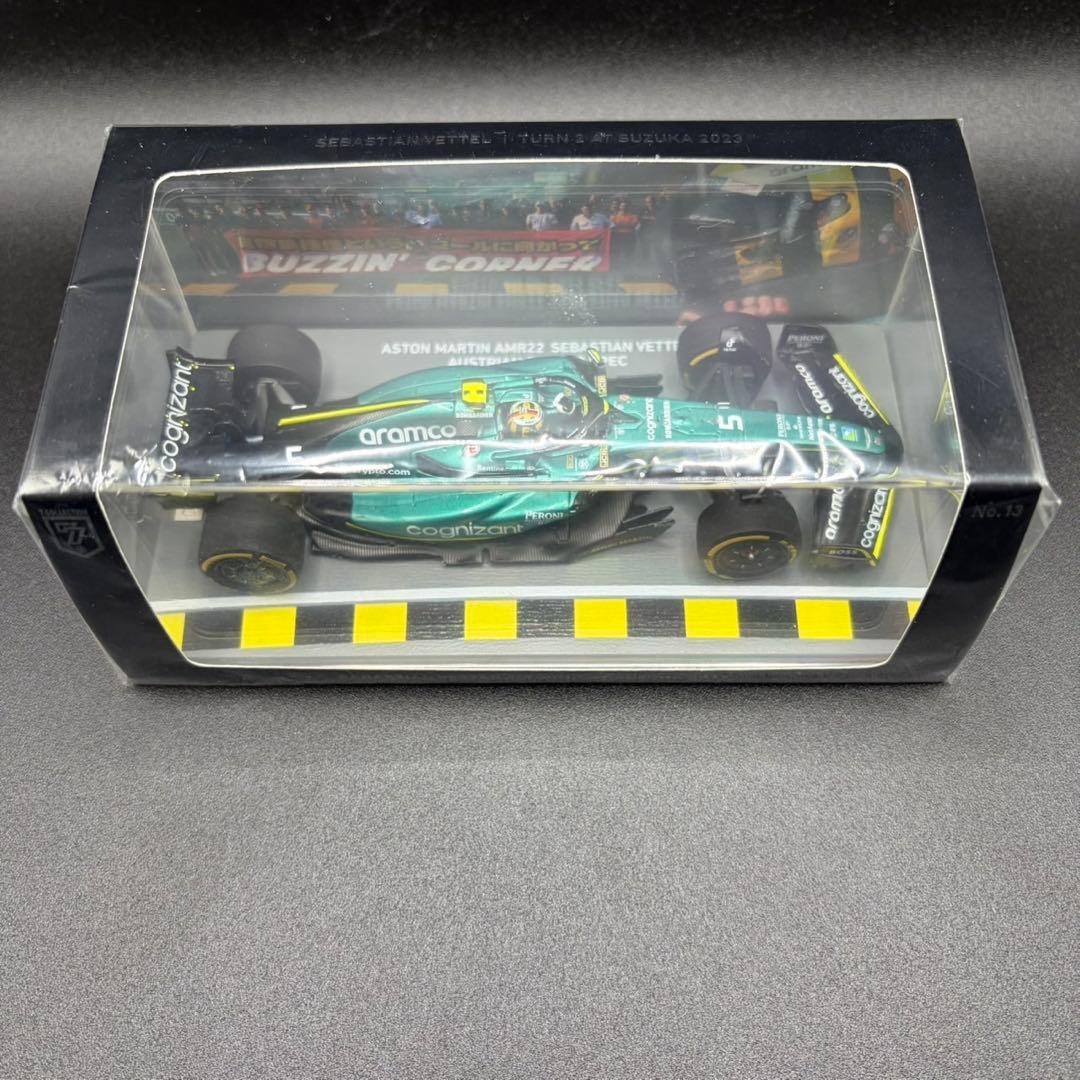 スパーク 1/43 Sベッテル BUZZIN’CORNERモデル鈴鹿 AMR22