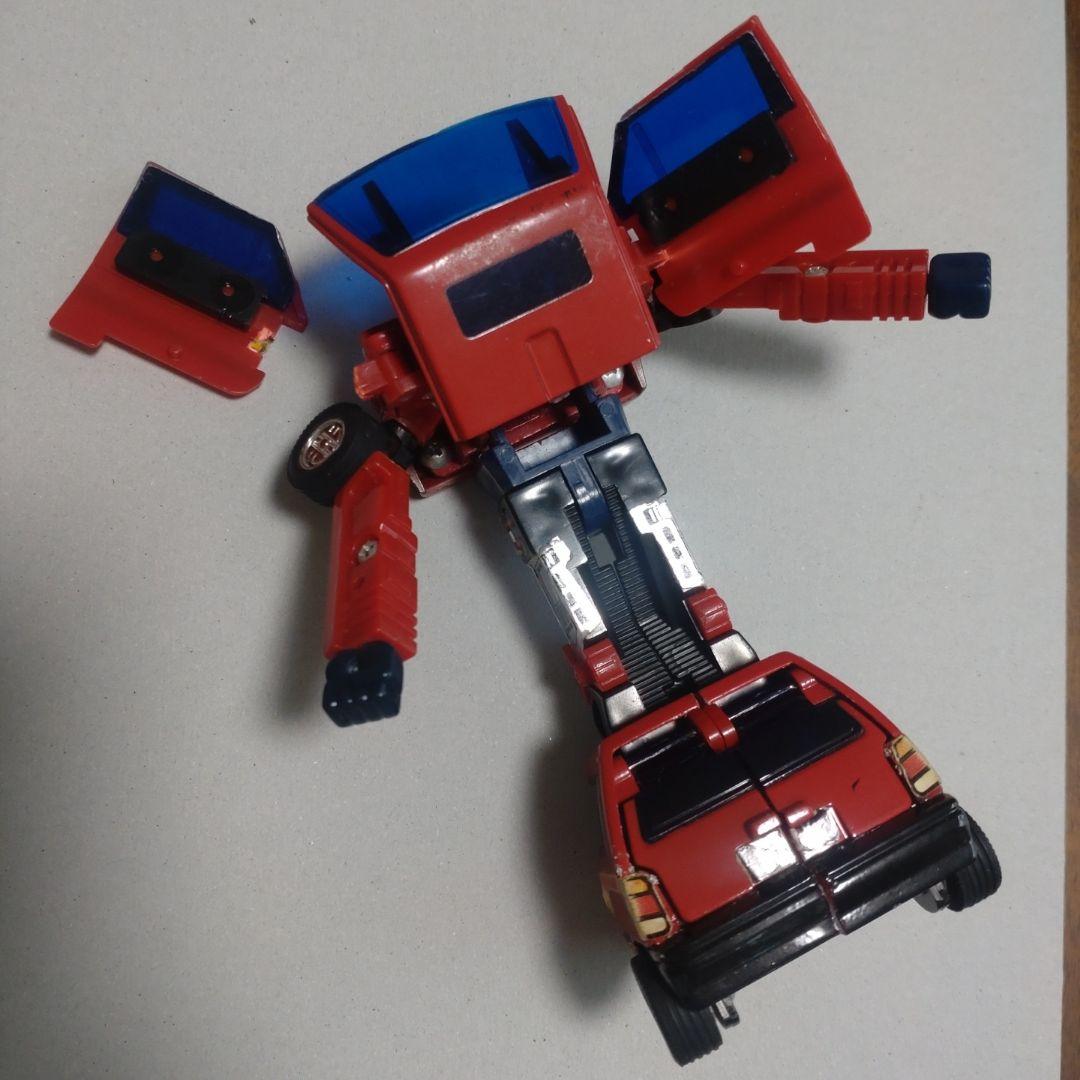 ダイアクロン　カーロボット　No.9 ホンダ・シティターボ　赤