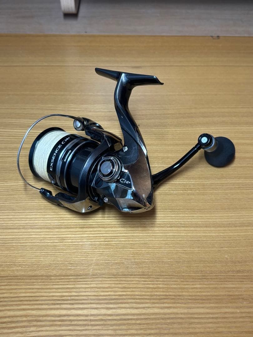 スピニングリール ブラック アルミ製