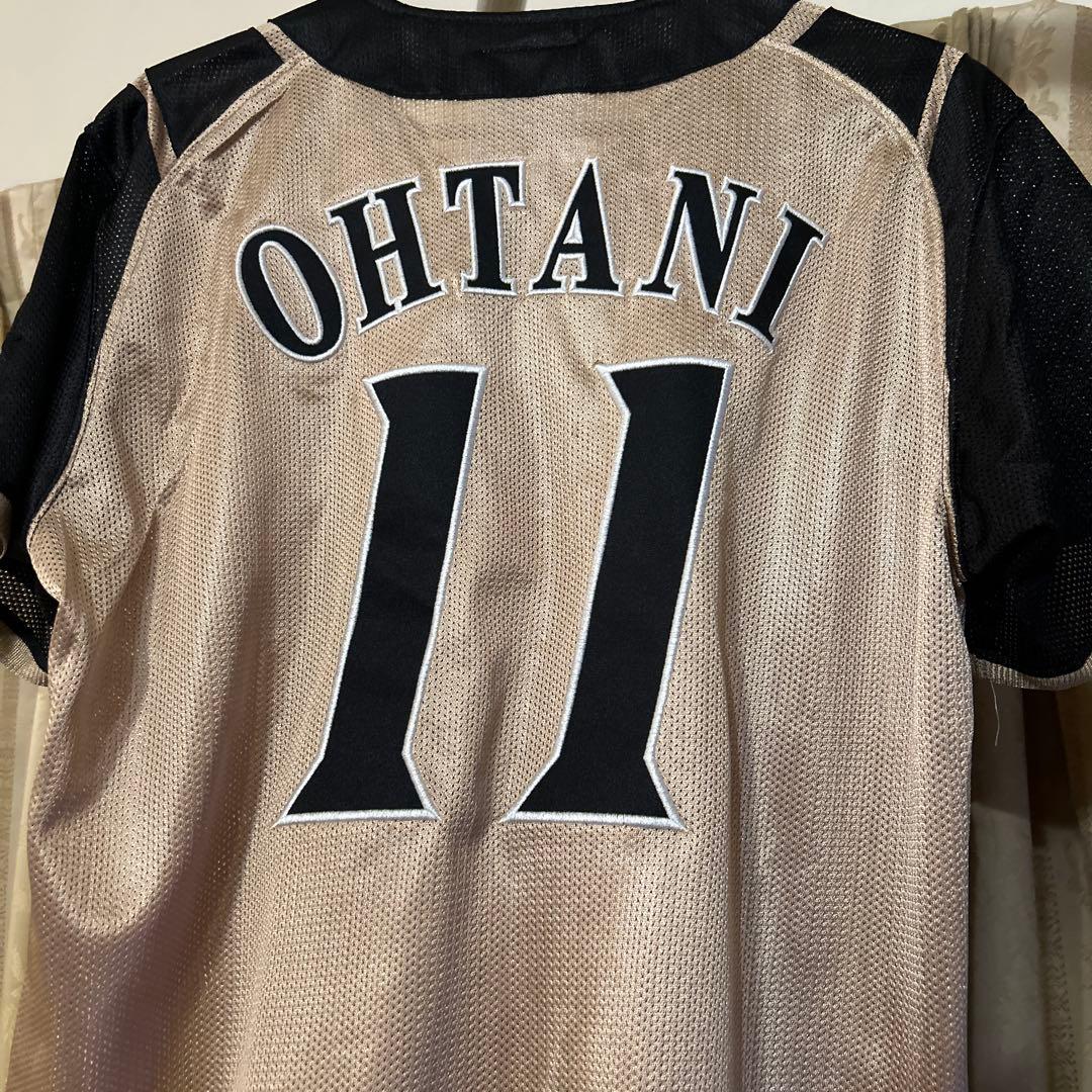 大谷翔平　日本ハムビジターレプリカユニフォーム　サイズ130