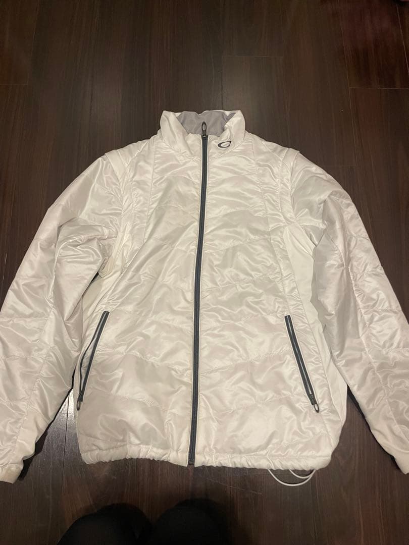 【最終お値下げ】OAKLEY ホワイト ジャケット　パンツ　セットアップ
