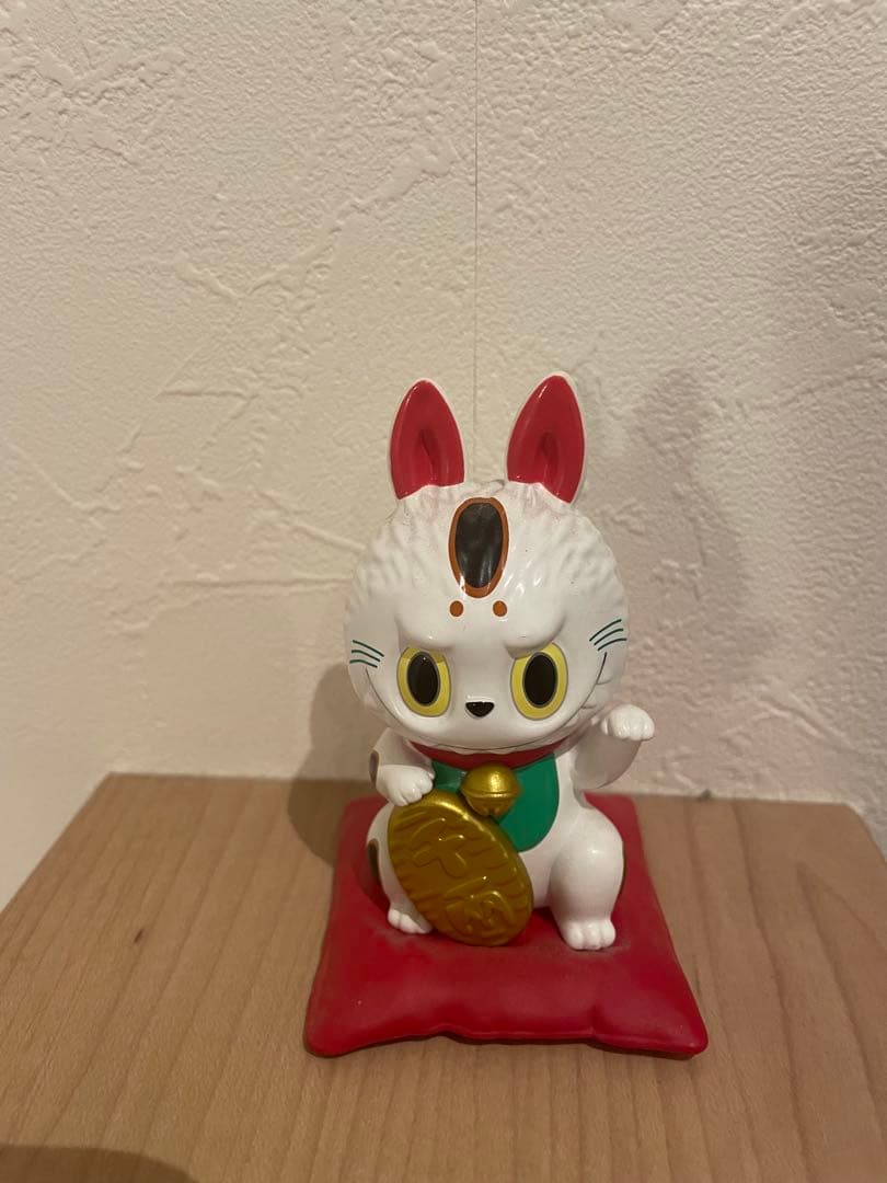 POP MART labubu 招き猫　日本限定品