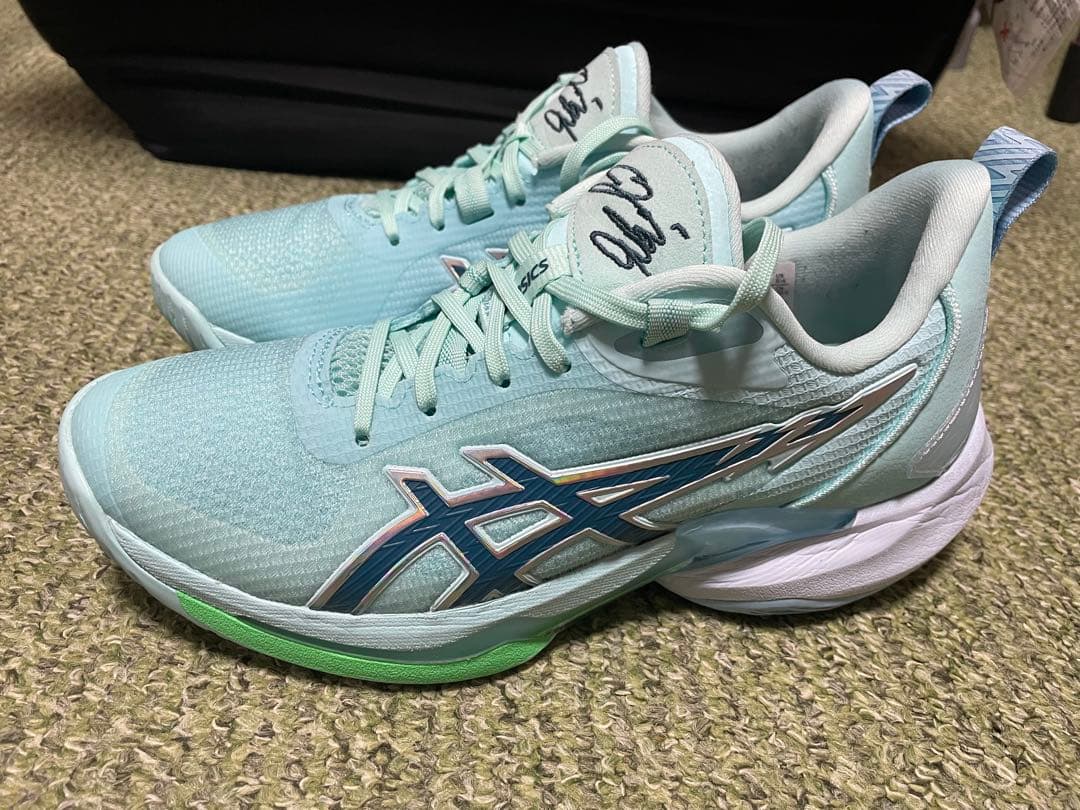 【美used】 Asics Swiftace Yuki 24.0センチ