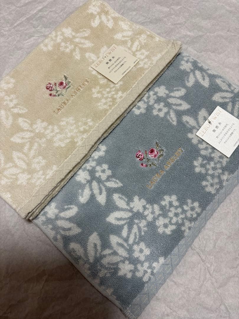 ブルーにゃんこです♡ローラアシュレイ♡フェイスタオルセット♡