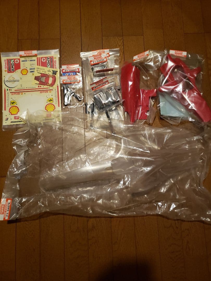 【新品未開封品】デアゴスティーニ週刊フェラーリを作る(2004年)