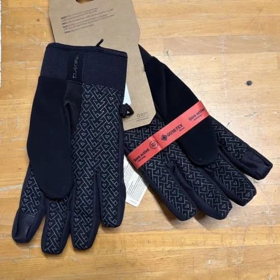 DAKINE【IMPREZA GORE-TEX SHORT GLOVES】黒 M