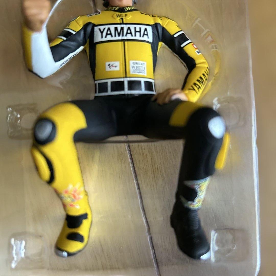 ミニチャンプス 1/12スケール バレンティーノ・ロッシ フィギュア