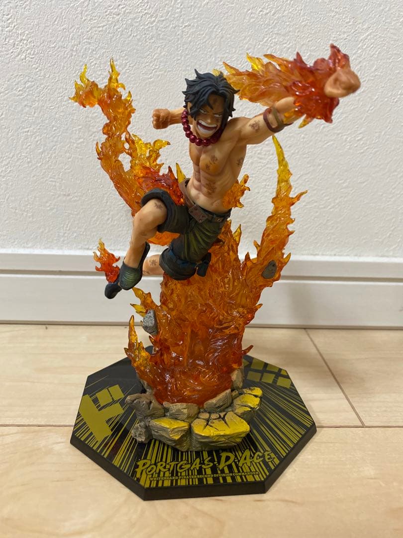 ワンピース　フィギュアーツzero　エース　マルコ　白ひげ海賊団セット