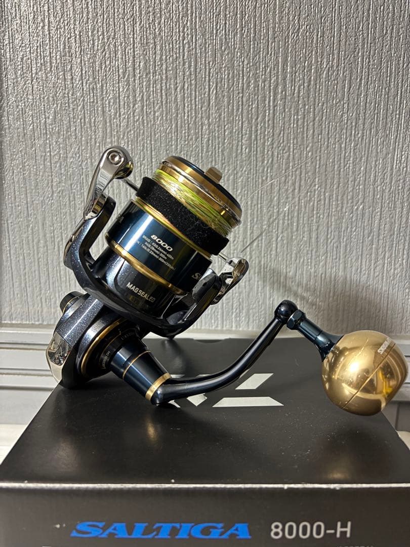 SALTIGA 8000-H スピニングリール　SLPアルミラウンドノブ付き