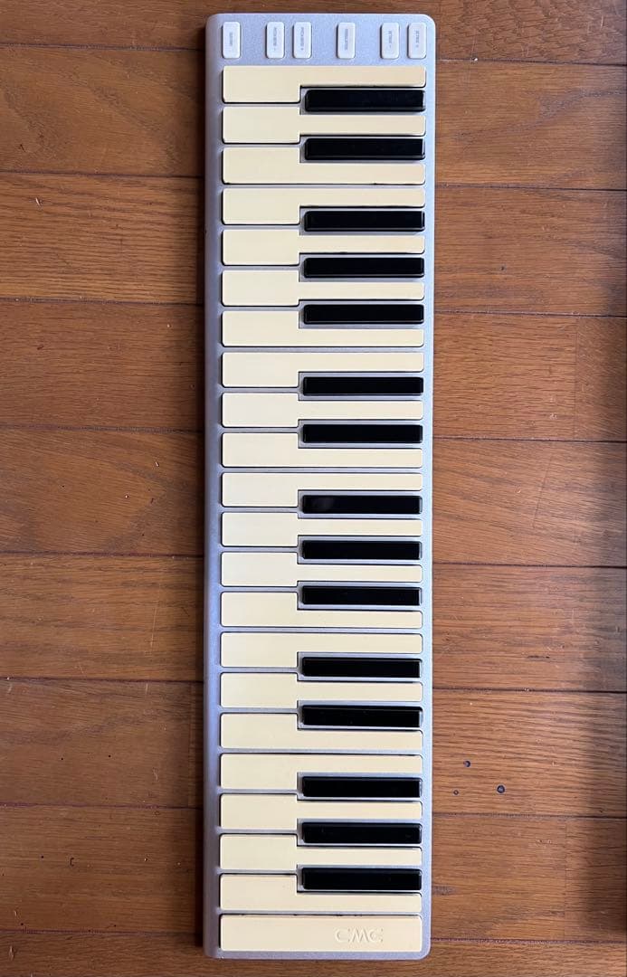 【中古】CME Xkey37鍵 薄型USB MIDIキーボード