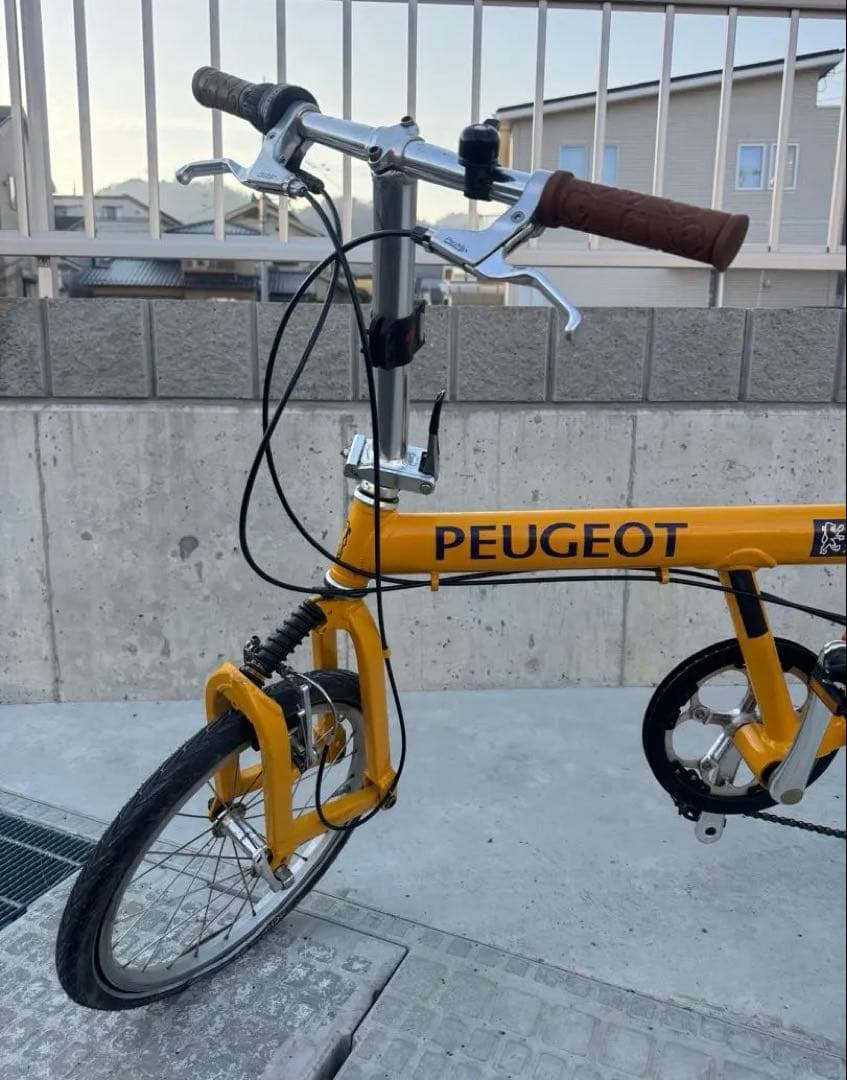 廃盤　希少プジョー (PEUGEOT)のPacific-イエロー