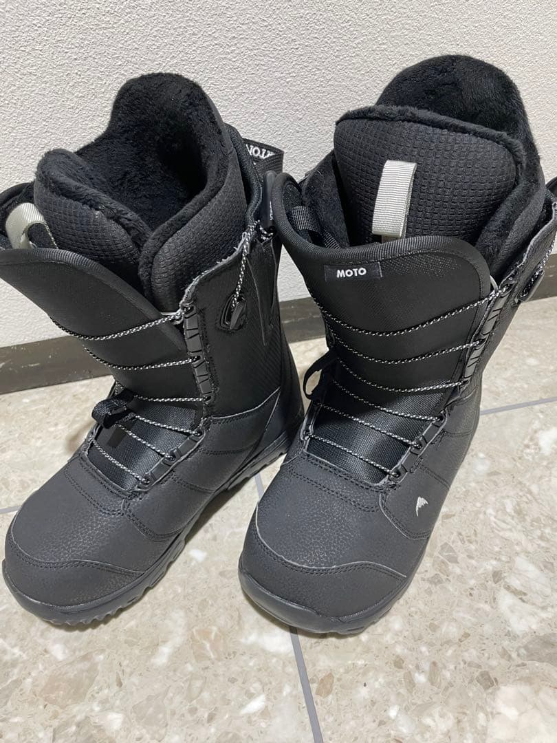 【ゆーママ】Burton Moto バートンスノーボード　モト27.0㎝