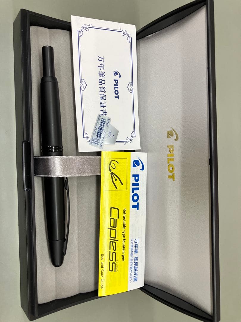 PILOT CAPLESS キャップレス　マットブラック　細字　F