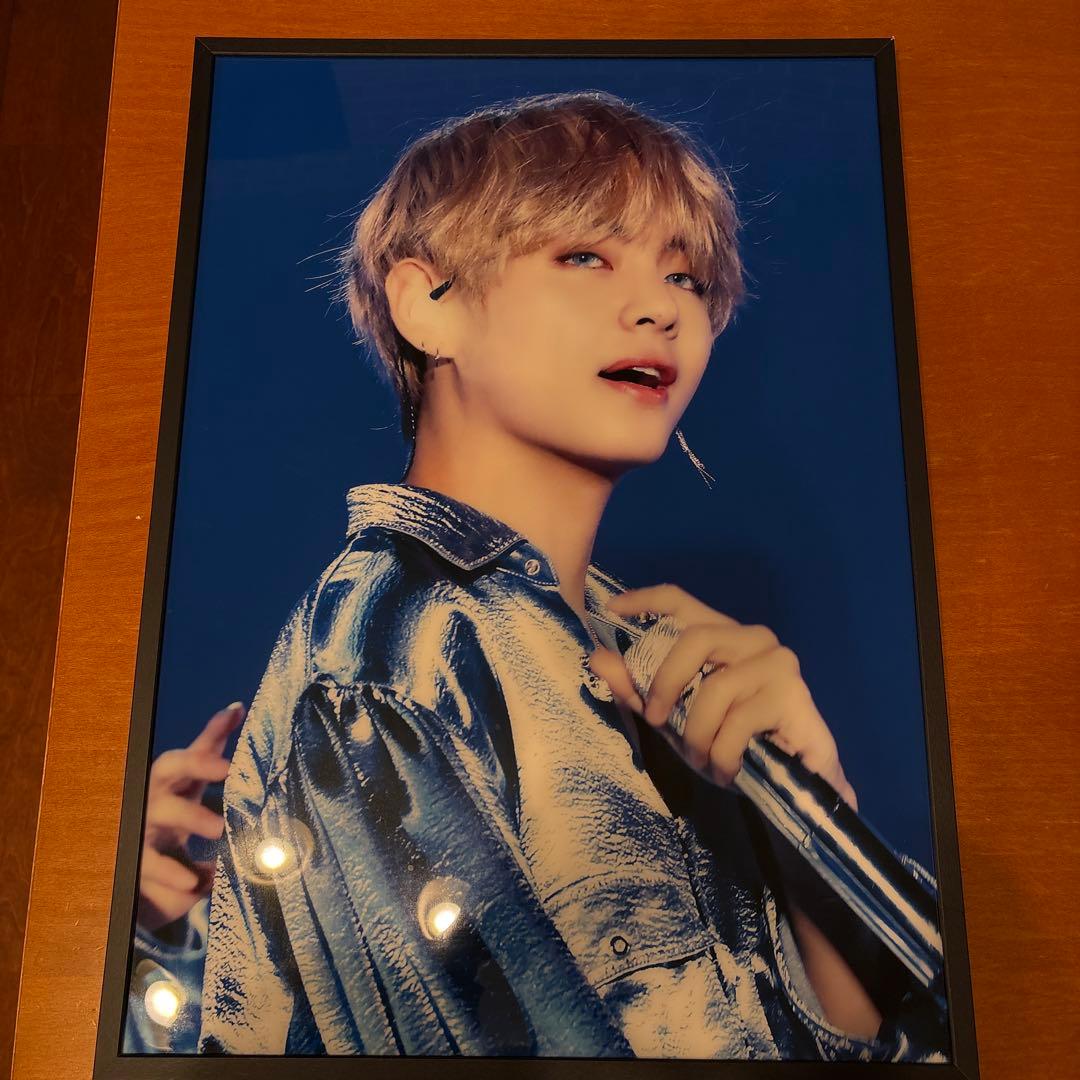 BTS V テテ ヌナビニム展示会 額縁＋アルバムトレカ LYS PERSONA