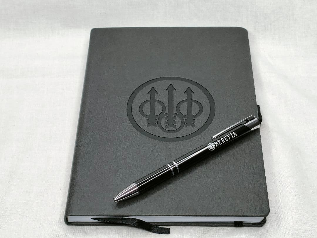 【新品】Beretta ベレッタ 公式グッズ エンボスロゴ ノート ボールペン