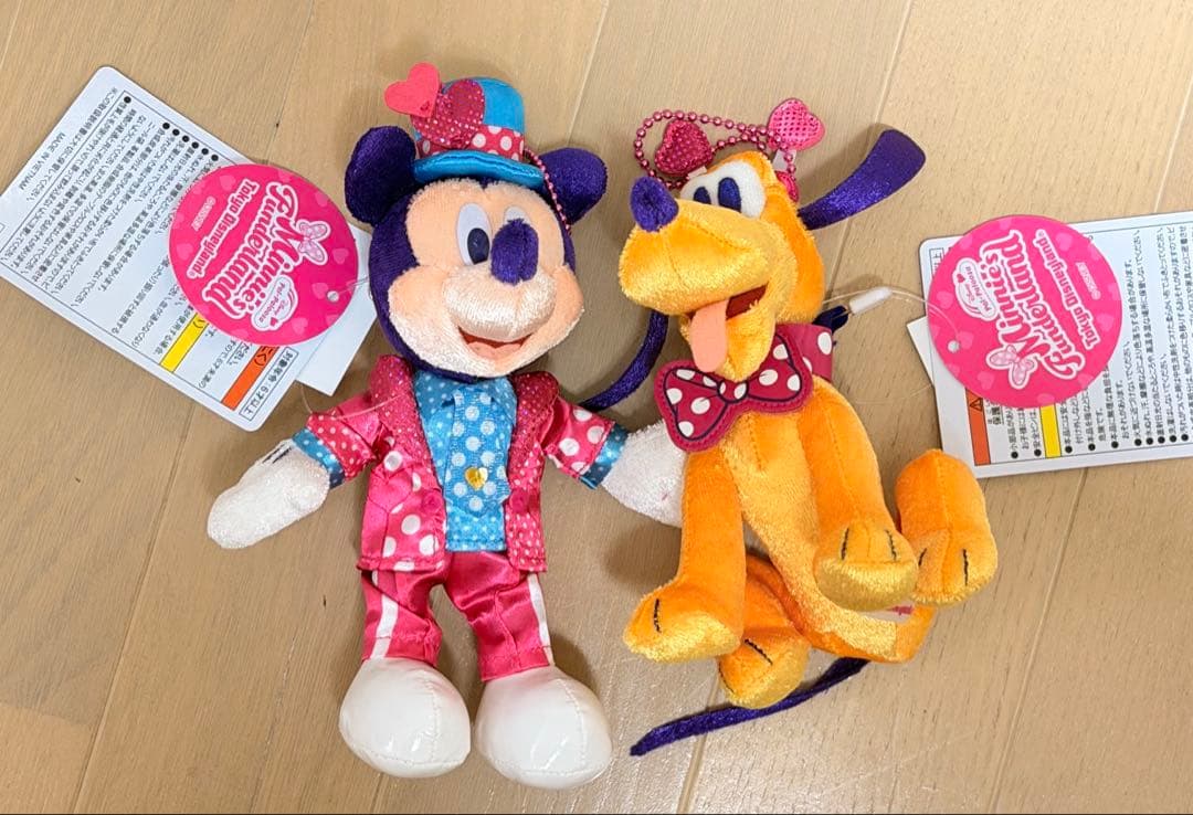 パルパルーザ　プルート　ミッキー　ぬいぐるみバッジ　ミニパル　ミニファン