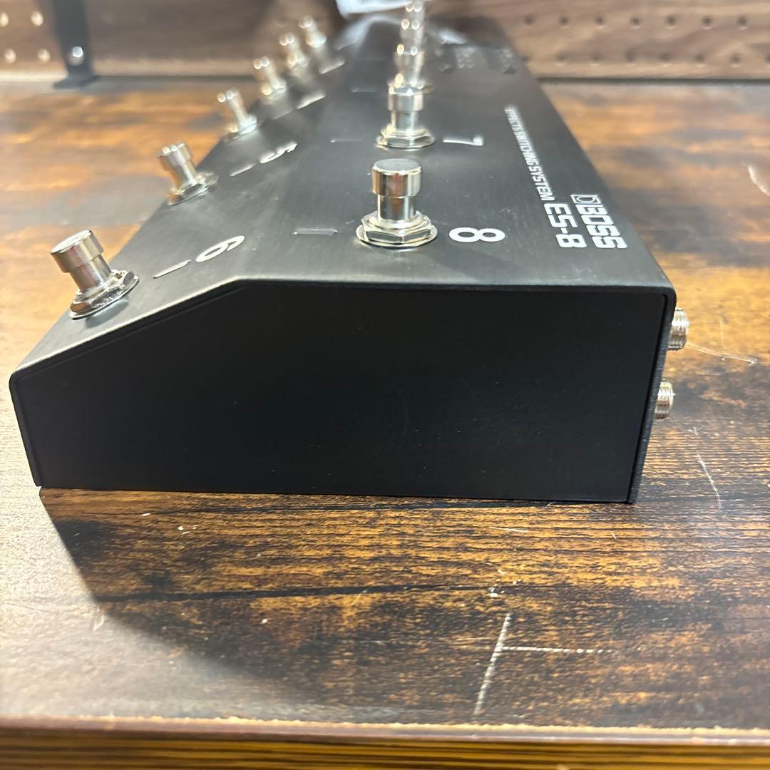 BOSS ES-8 スイッチャー
