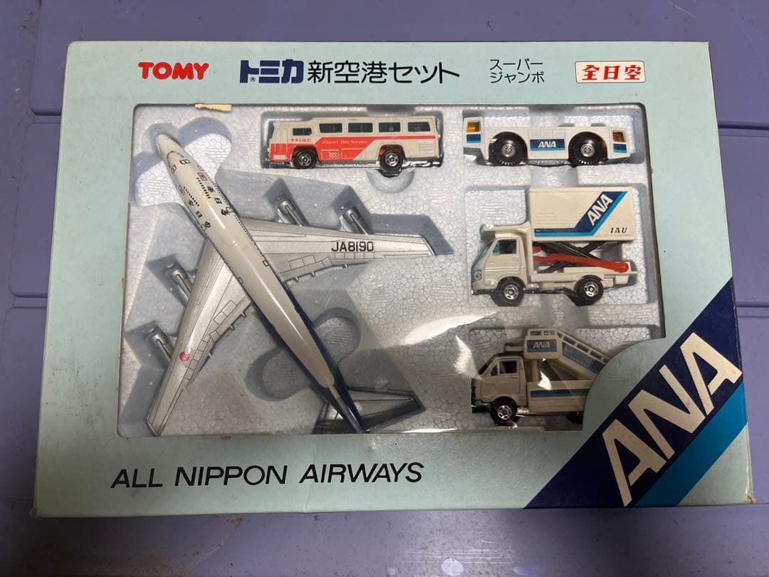 トミカ 新空港セット スーパージャンボ