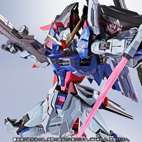LBUILDデスティニーガンダム(フルパッケージ)　輸送箱未開封