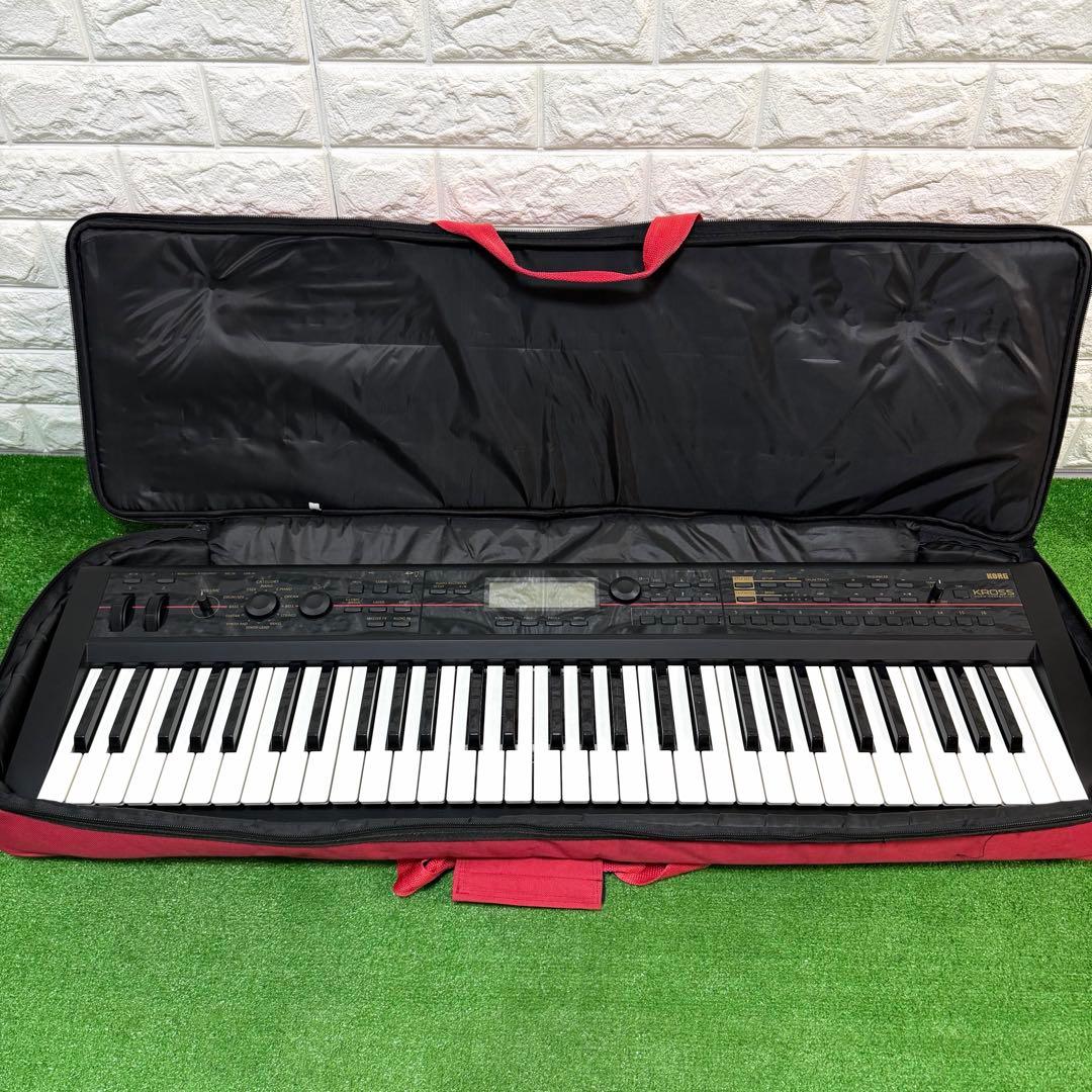 美品　KORG コルグ KROSS 61鍵盤　シンセサイザー　ケース付き　良好