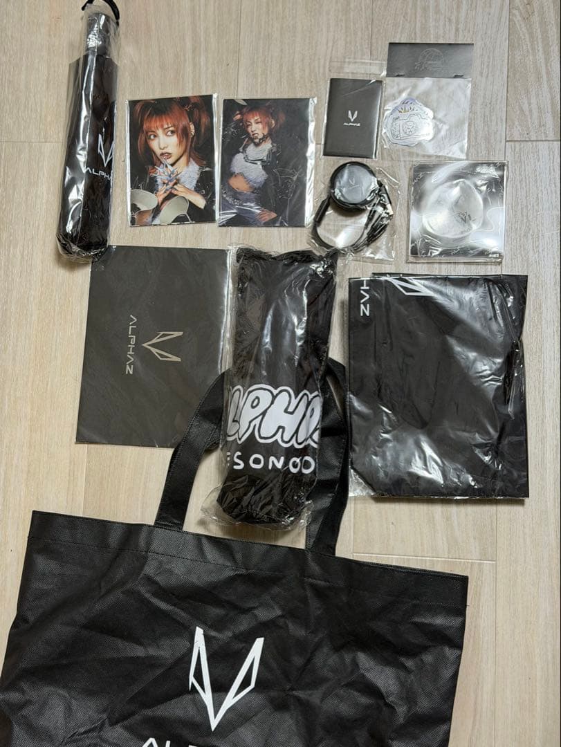 XG グロパ 追加公演VVIP グッズ　トレカ2025年