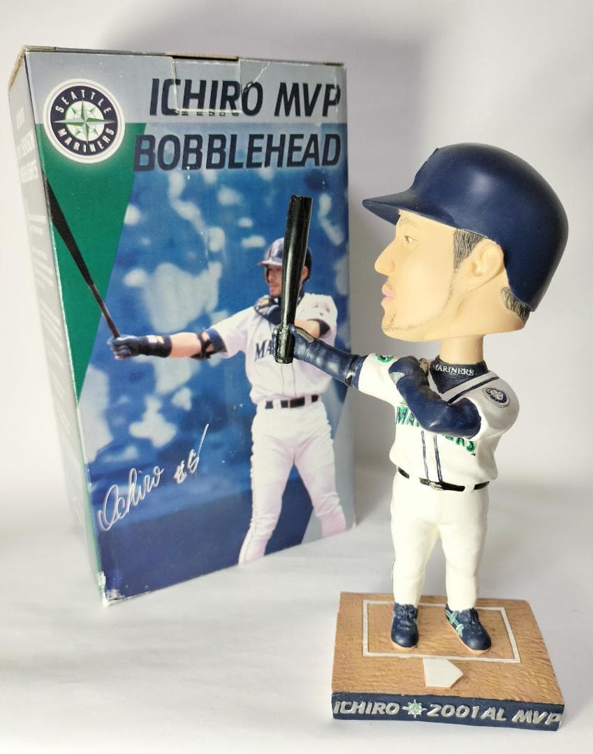 イチロー／”MVP＆新人王”ボブルヘッド人形 (2002／シアトル・マリナーズ）