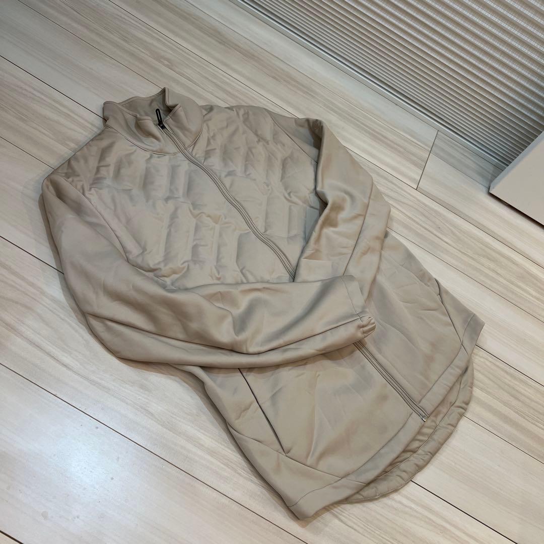 定価5万　高級ライン　人気アースカラー　デサントゴルフ　サイズL プレーダウン