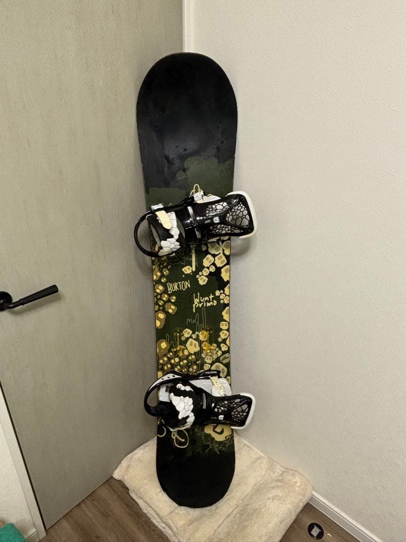 Burton Blunt Primo スノーボード　triad ビンディング