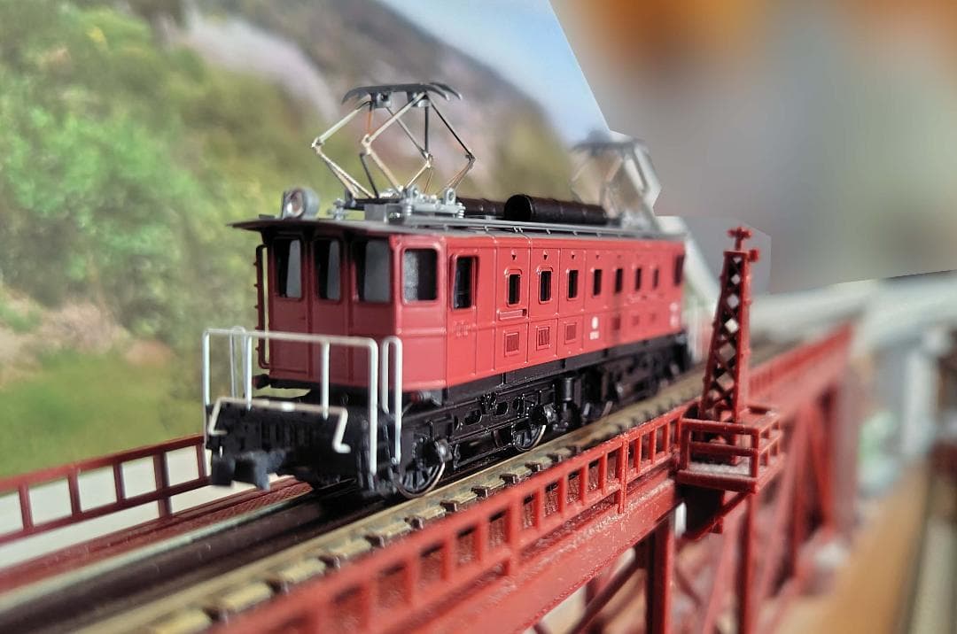 ワールド工芸 西武鉄道 E52 電気機関車 塗装済完成品