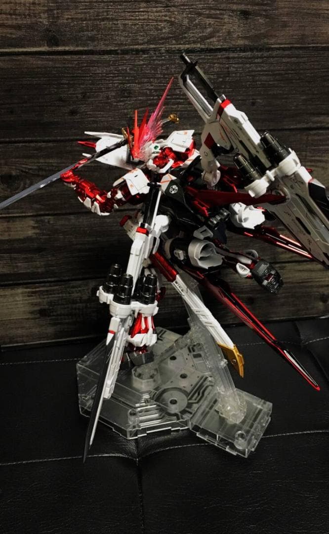 ＭＧ 1/100 ガンダムアストレイ レッドドラゴン　全塗装完成