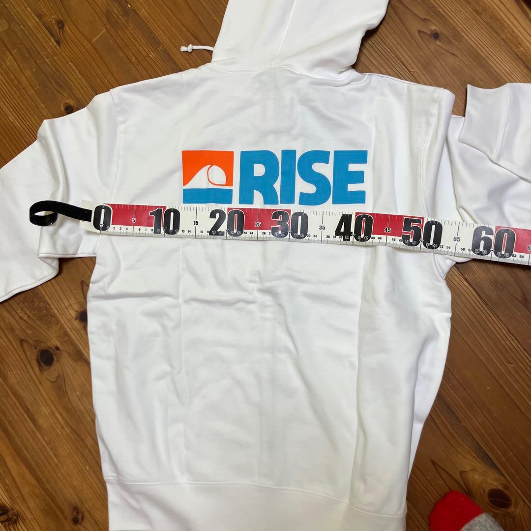 RISE ホワイト フルジップパーカー