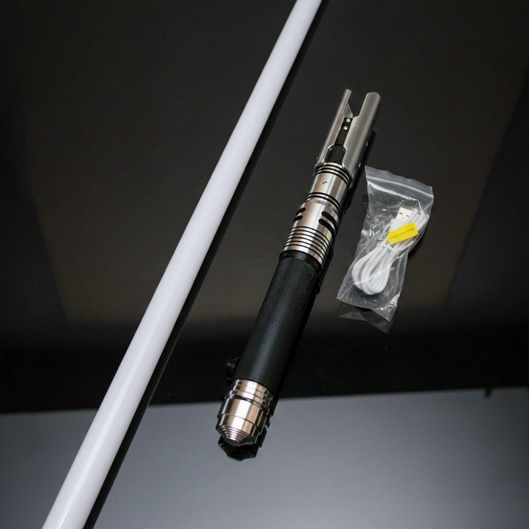 カスタムライトセーバー　新品　カル・ケスティス　スターウォーズ　サバイバー