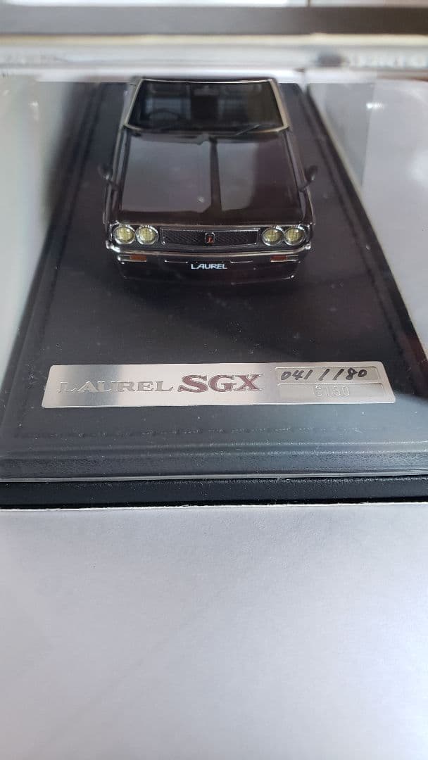 宮沢模型特注イグニッションモデル　ローレル2000SGX1/43